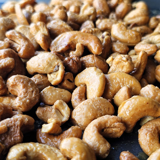 Maple Sea Salt Cashews, Snacks from Cedar Valley Cuts