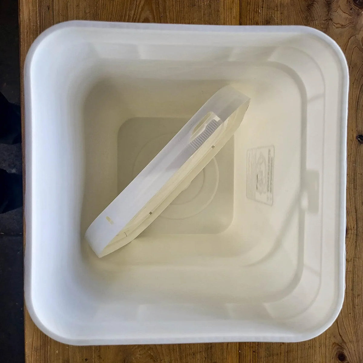 4 Gallon Square Bucket and Lid