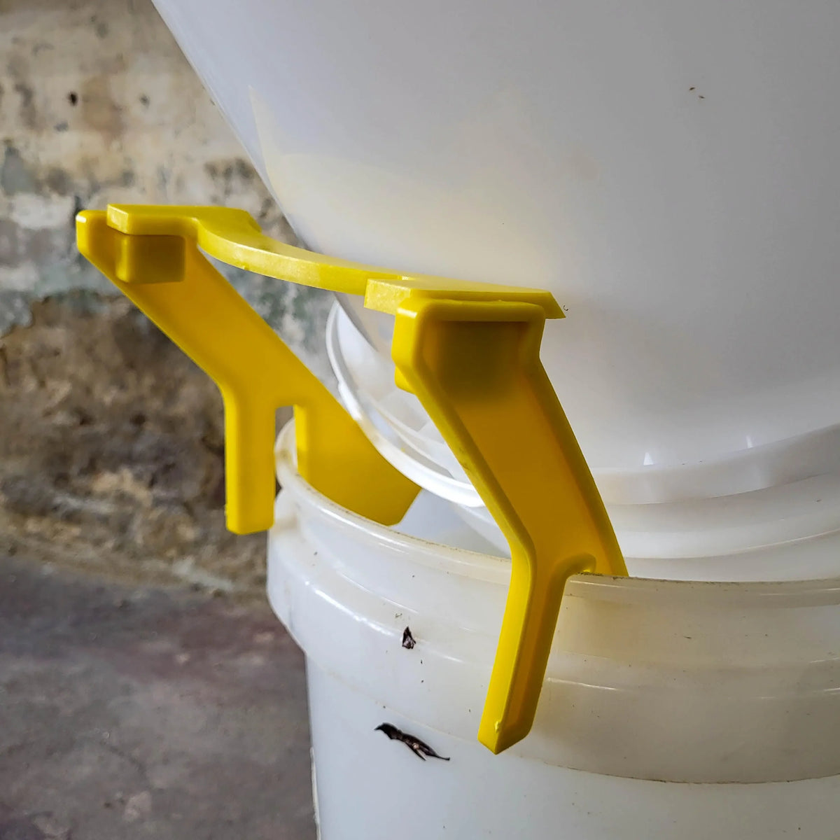Bucket Holder