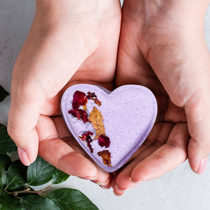 CBD - 8 Bath bombs set -  perfect for a relaxing Mother's day bath, Gift Box from Lizush