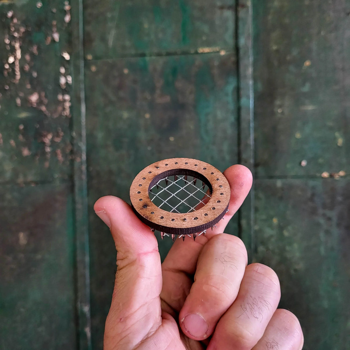Round Push In Queen Marking Cage, image 2 of 3