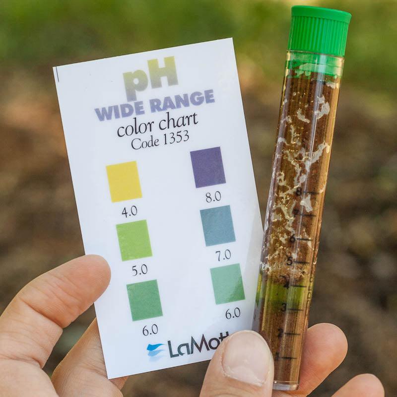 La Motte Soil pH Test Kit, Garden from Grow Organic